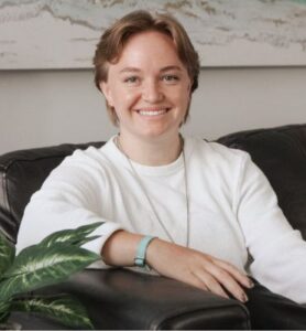 Hannah perkins headshot